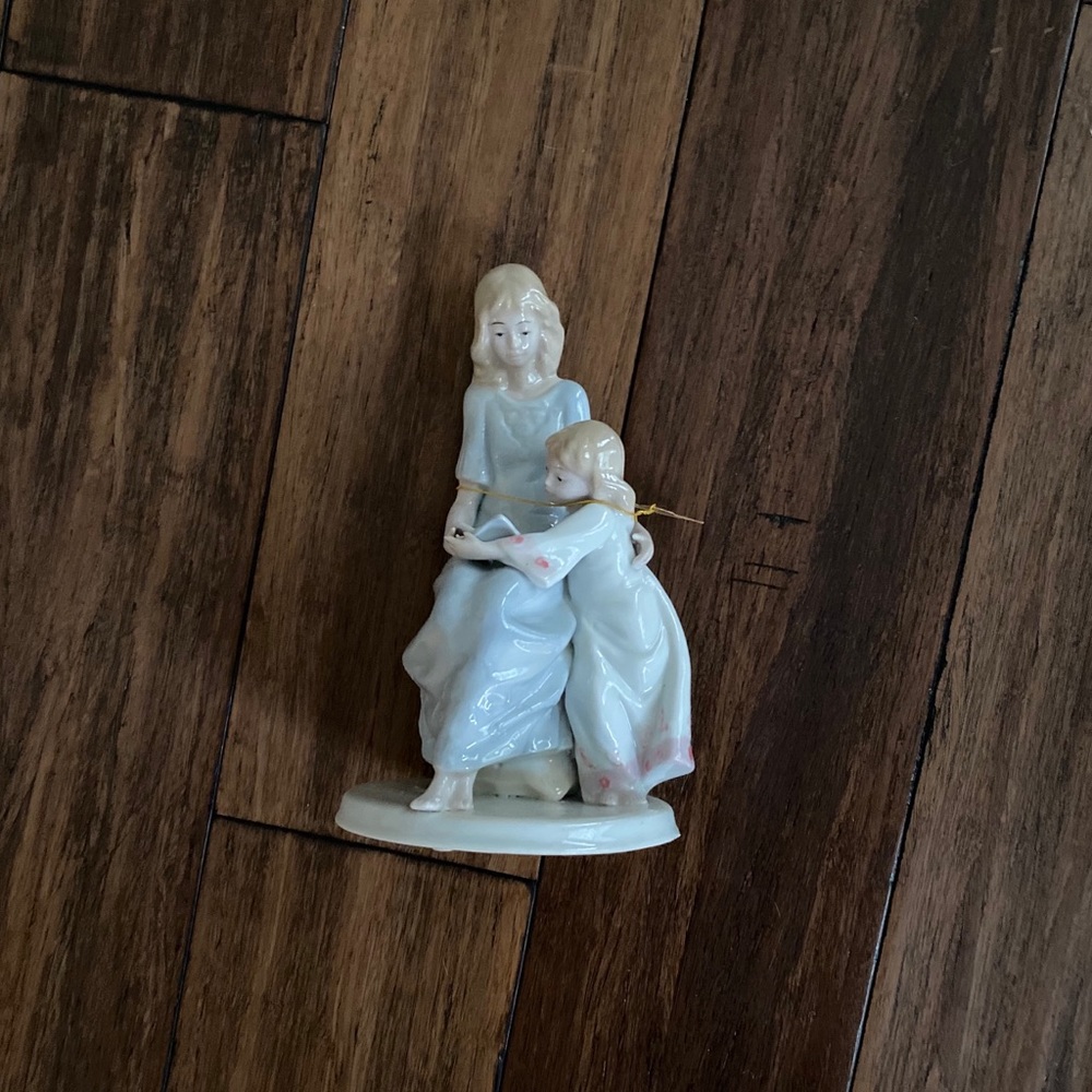 Paul Sebastian Once Upon a Time Figurine Daughter - Picture 4 of 13